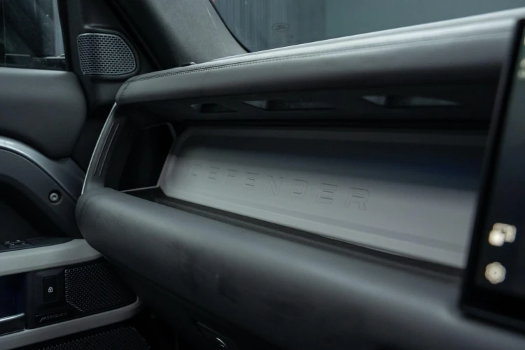 Vehicle Image 30