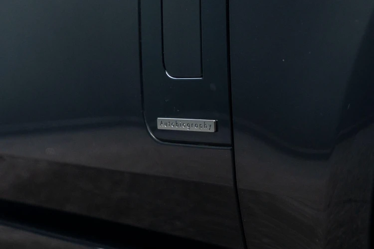 Vehicle Image 26