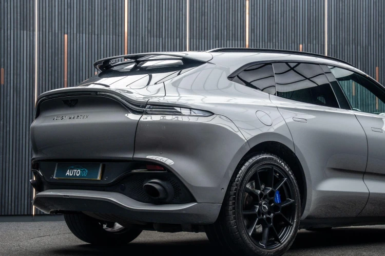 Vehicle Image 21