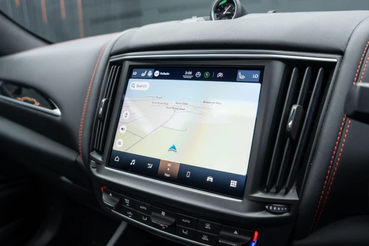 Vehicle Image 8