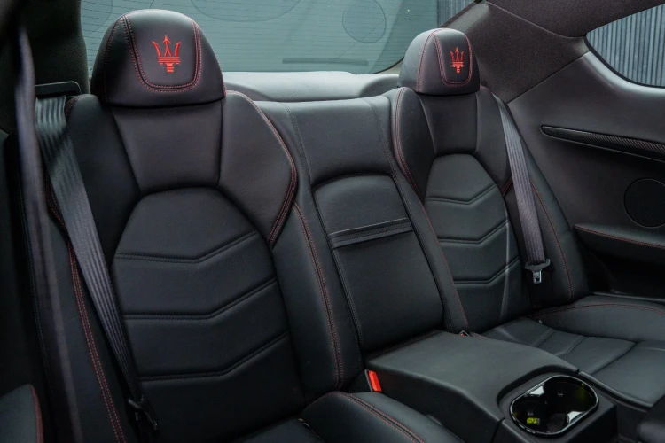 Vehicle Image 14