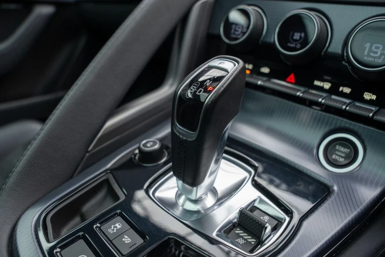 Vehicle Image 30