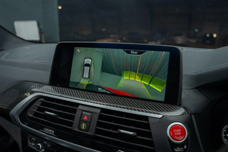 Vehicle Image 8