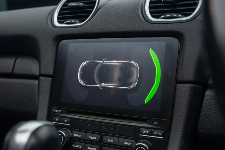 Vehicle Image 8