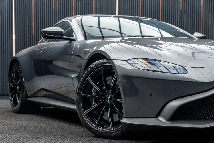 Vehicle Image 7