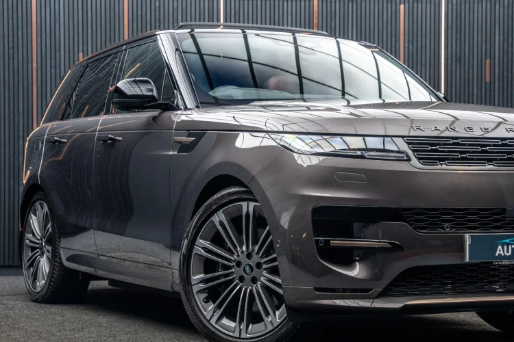 Vehicle Image 7