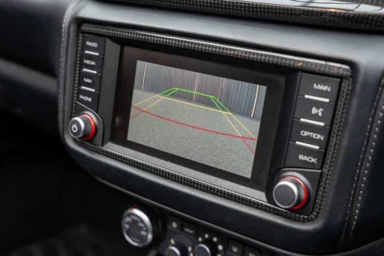 Vehicle Image 6
