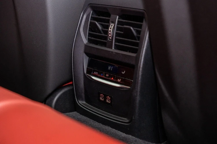 Vehicle Image 47