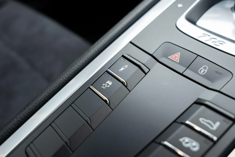Vehicle Image 31