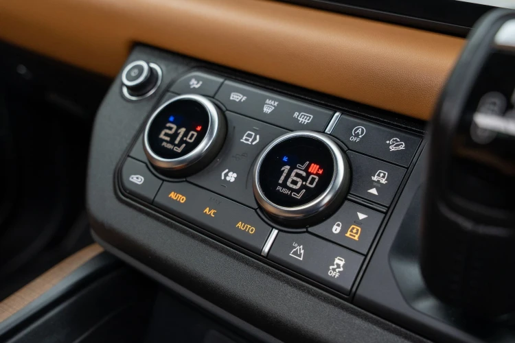 Vehicle Image 20
