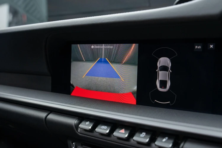 Vehicle Image 10