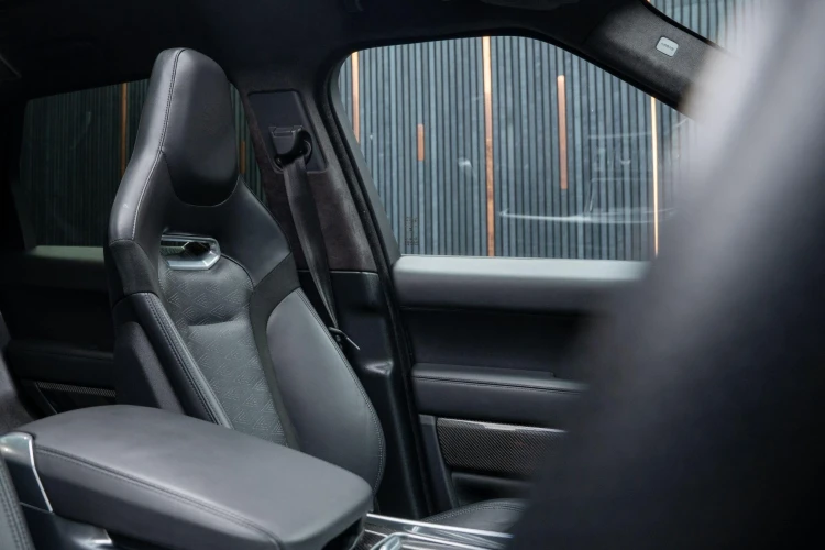 Vehicle Image 36
