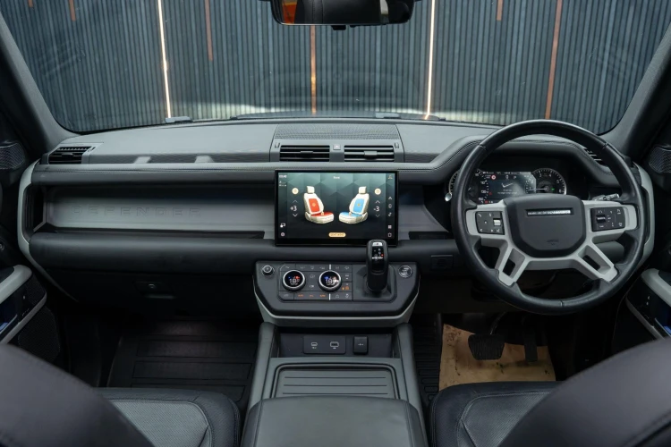 Vehicle Image 35