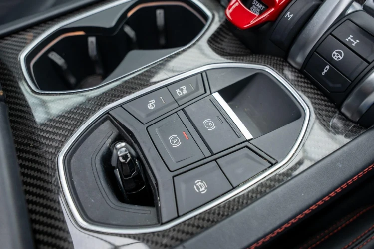 Vehicle Image 36