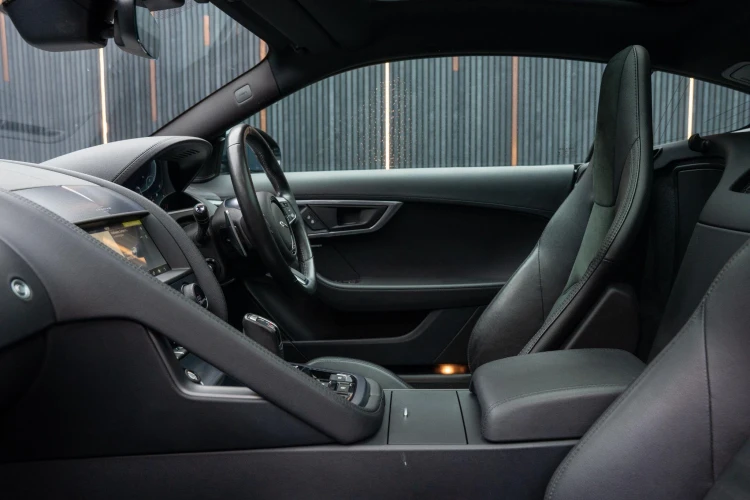 Vehicle Image 36