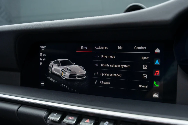 Vehicle Image 10
