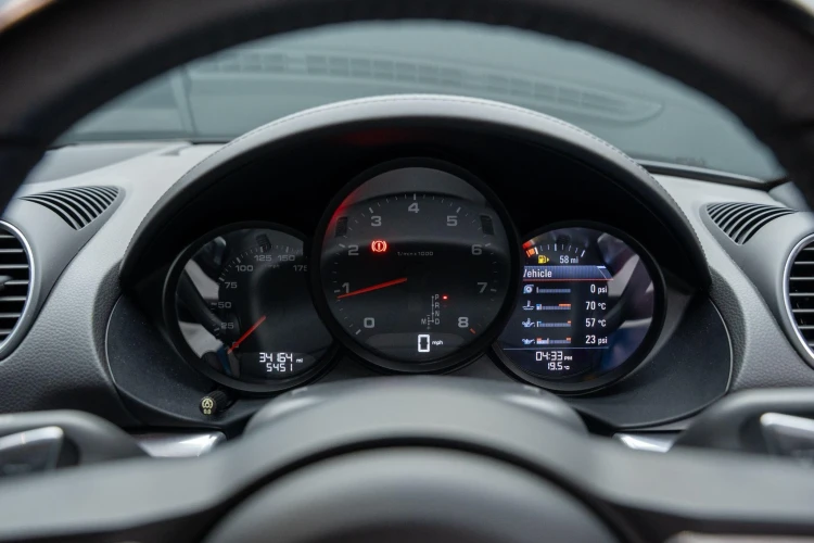 Vehicle Image 18
