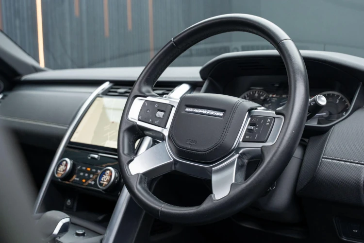 Vehicle Image 35