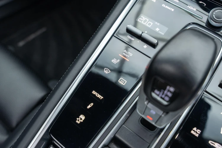 Vehicle Image 31