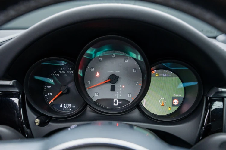 Vehicle Image 36