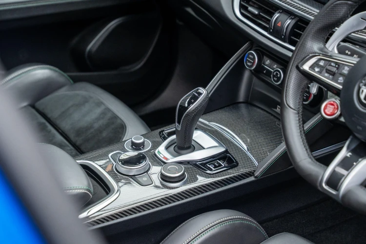 Vehicle Image 40