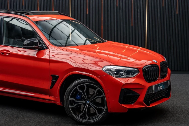 Vehicle Image 9