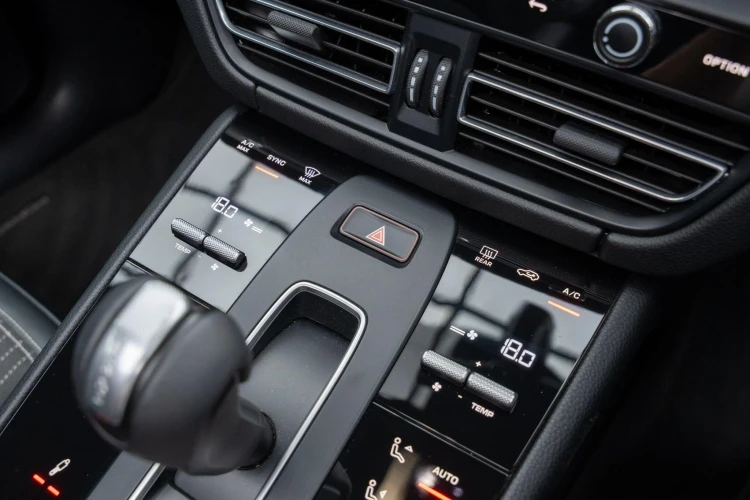 Vehicle Image 31