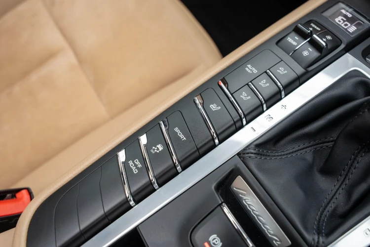 Vehicle Image 31