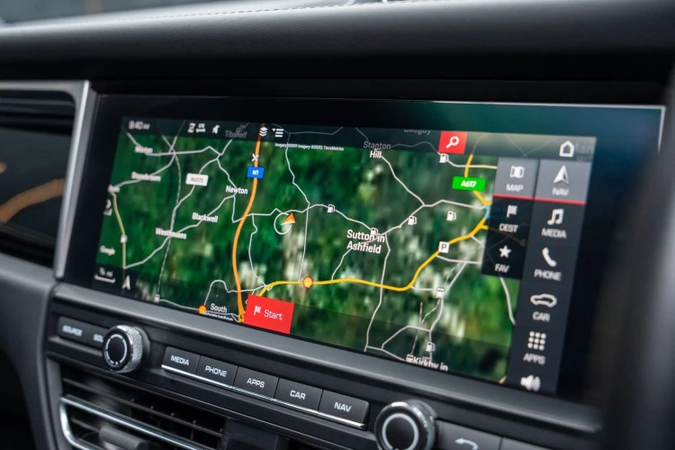 Vehicle Image 6