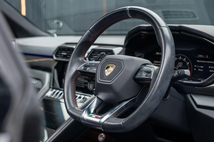 Vehicle Image 22