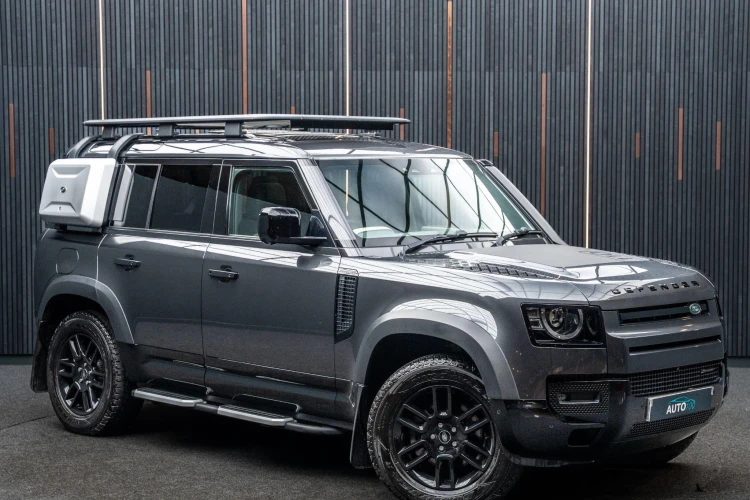 Vehicle Image 5