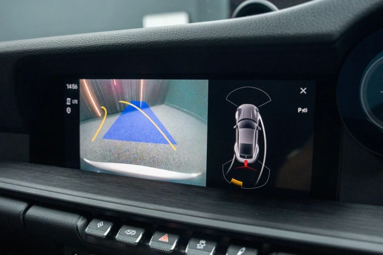 Vehicle Image 7