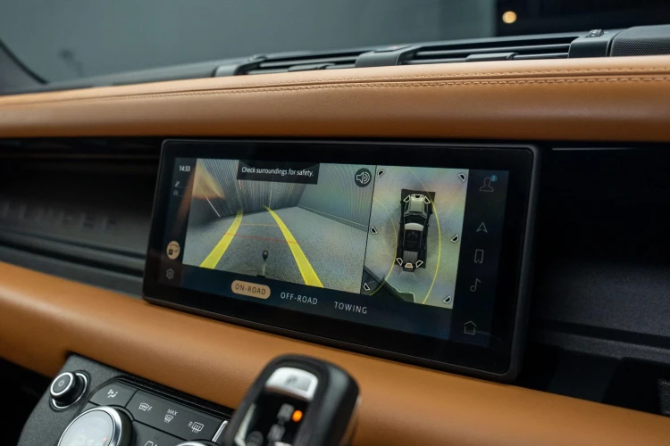 Vehicle Image 8