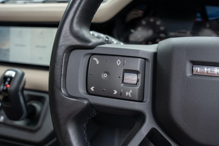 Vehicle Image 22