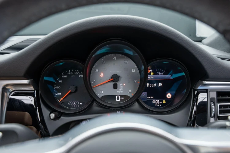 Vehicle Image 22