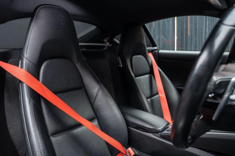 Vehicle Image 12