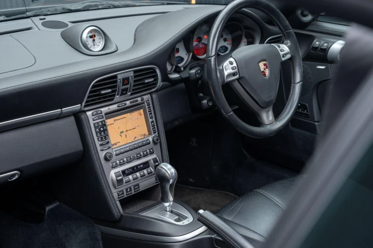 Vehicle Image 40