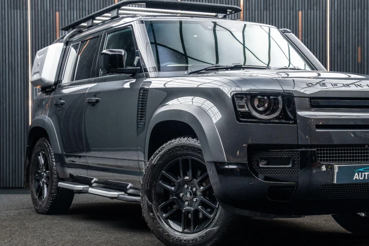 Vehicle Image 7
