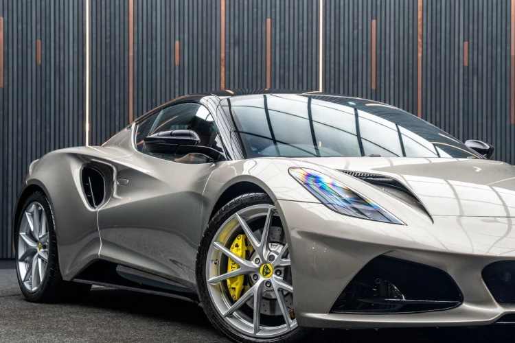 Vehicle Image 7