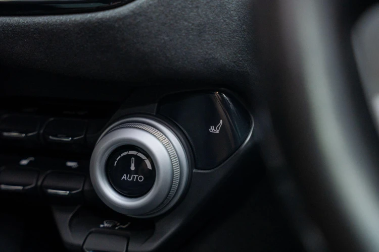 Vehicle Image 20