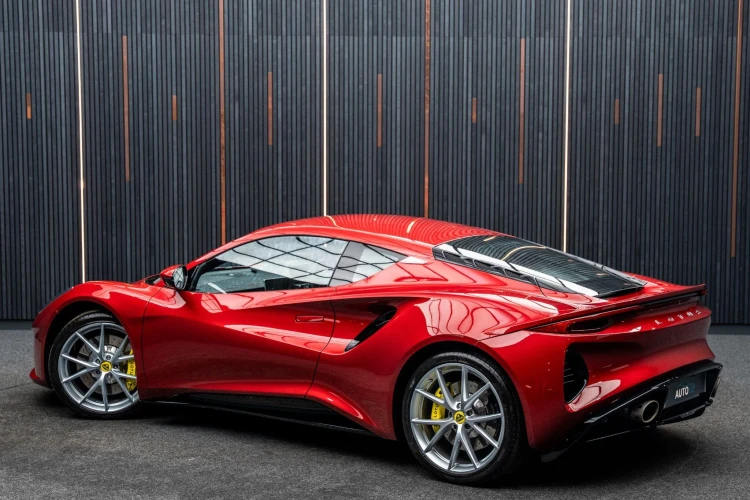 Vehicle Image 13