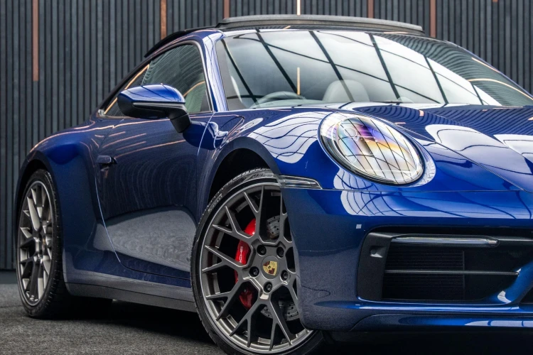 Vehicle Image 7