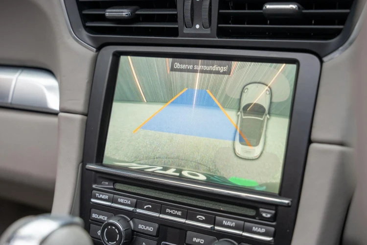 Vehicle Image 8