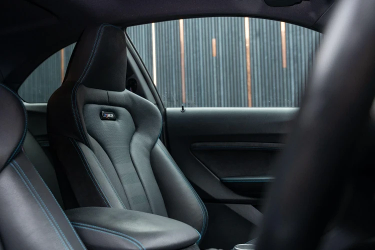 Vehicle Image 30