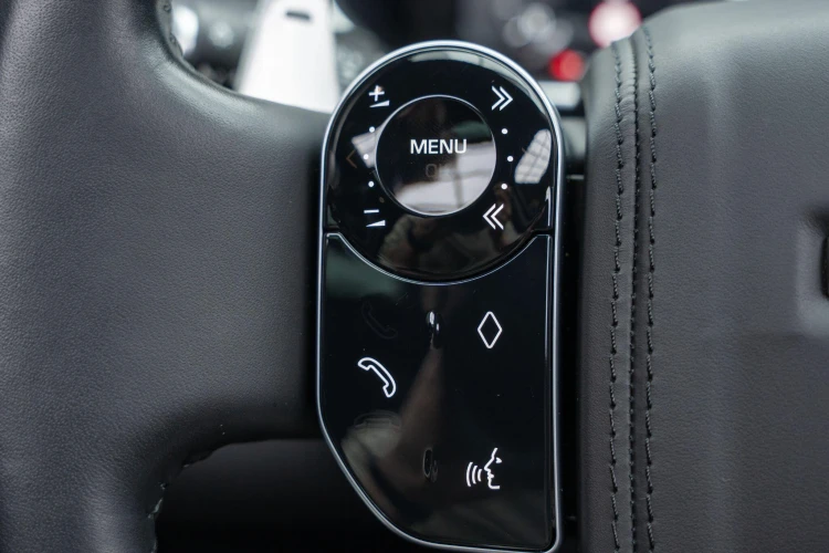 Vehicle Image 30
