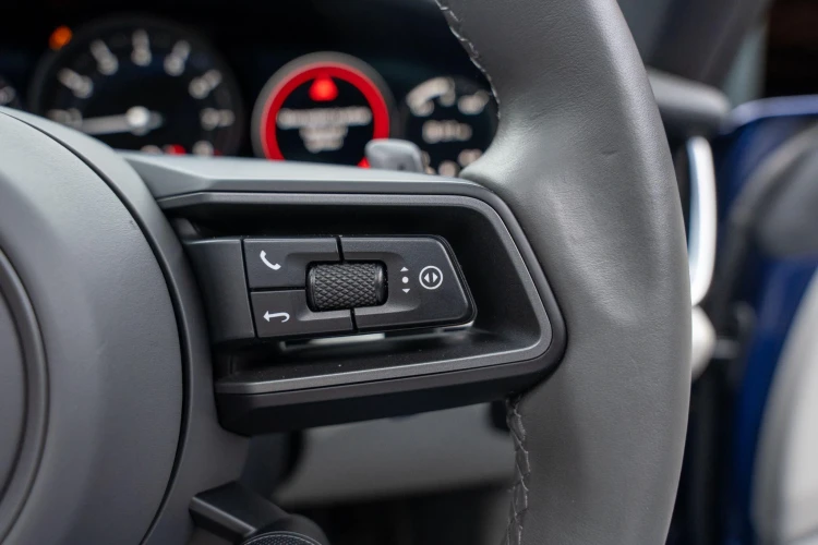 Vehicle Image 20