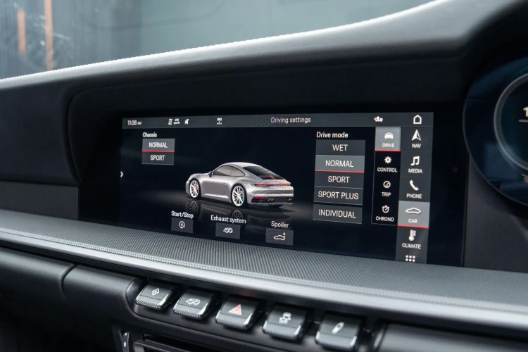Vehicle Image 10