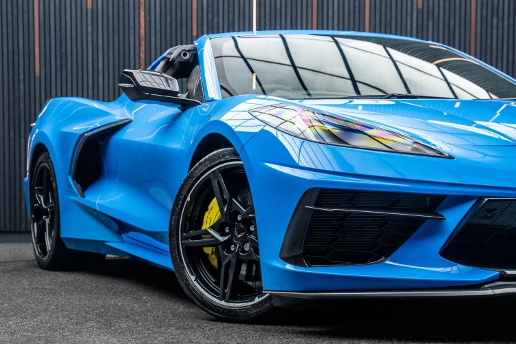 Vehicle Image 9