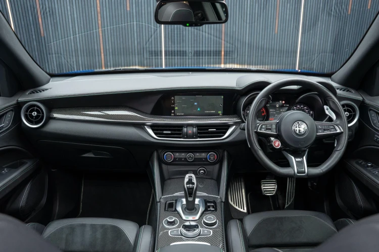 Vehicle Image 37