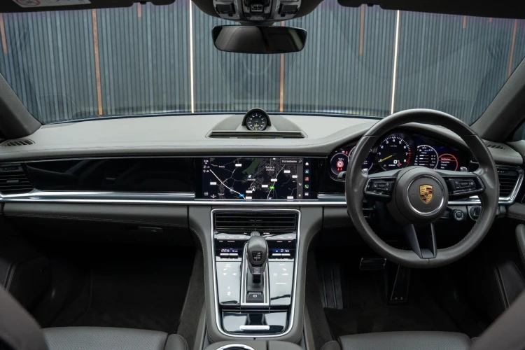Vehicle Image 37